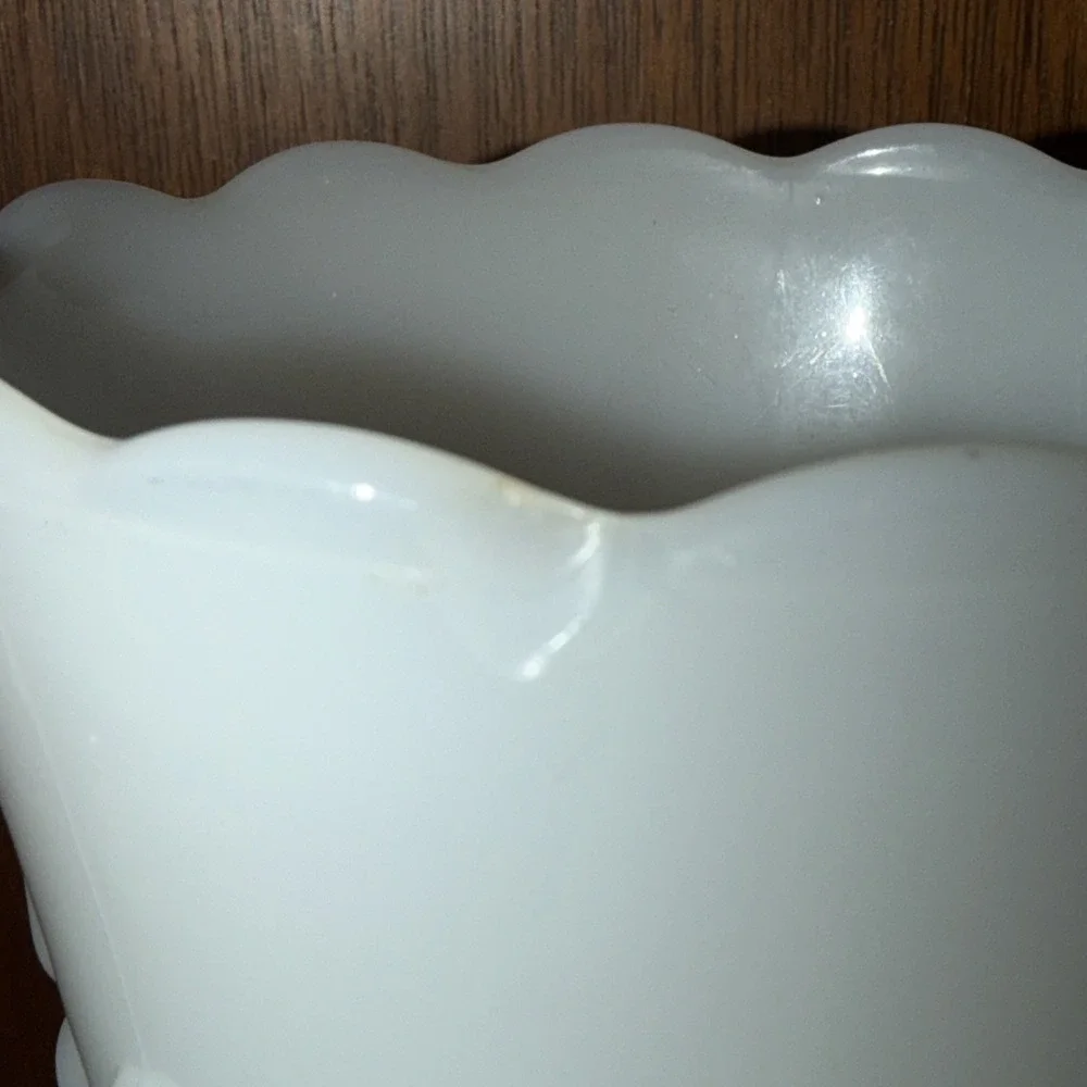 Vintage 1960's Anchor Hocking Vase Teardrop and Pearl Milk White 7.25